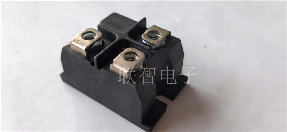 薄膜電阻和厚膜電阻的*大區別是什么？